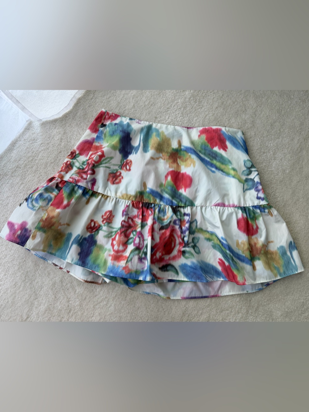 Amanda Uprichard White Multi Watercolor Floral Tiered Skirt Skorts